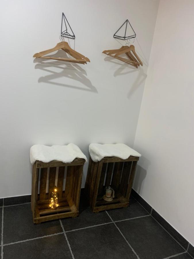 Aux Fines Bulles Gite Et Chambres D Hotes Neuve-Maison Exteriör bild