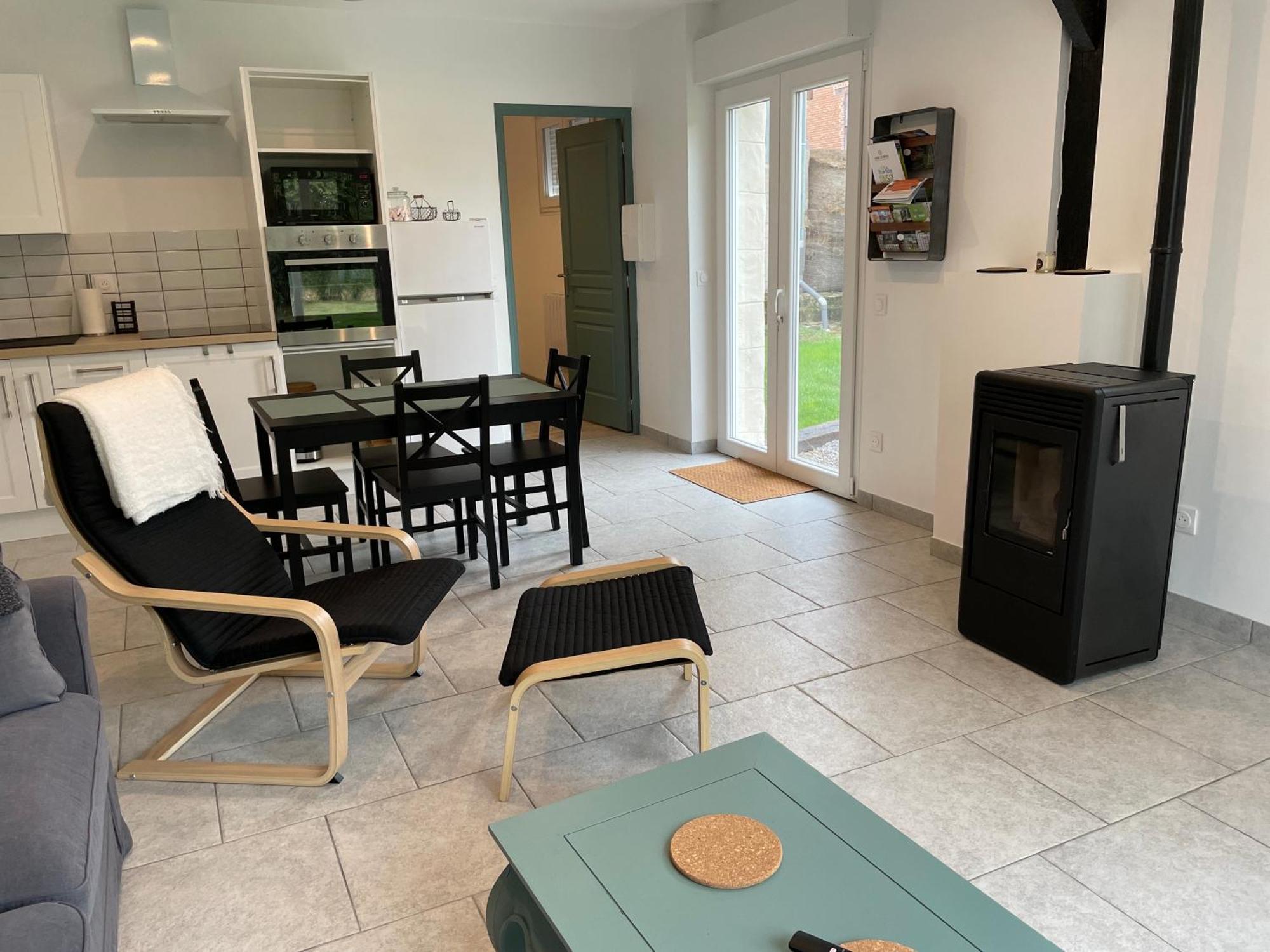 Aux Fines Bulles Gite Et Chambres D Hotes Neuve-Maison Exteriör bild
